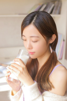 我的女主别太萌